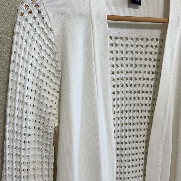 Lauren Michelle White Open Knit Cardigan - Picture 2 of 8